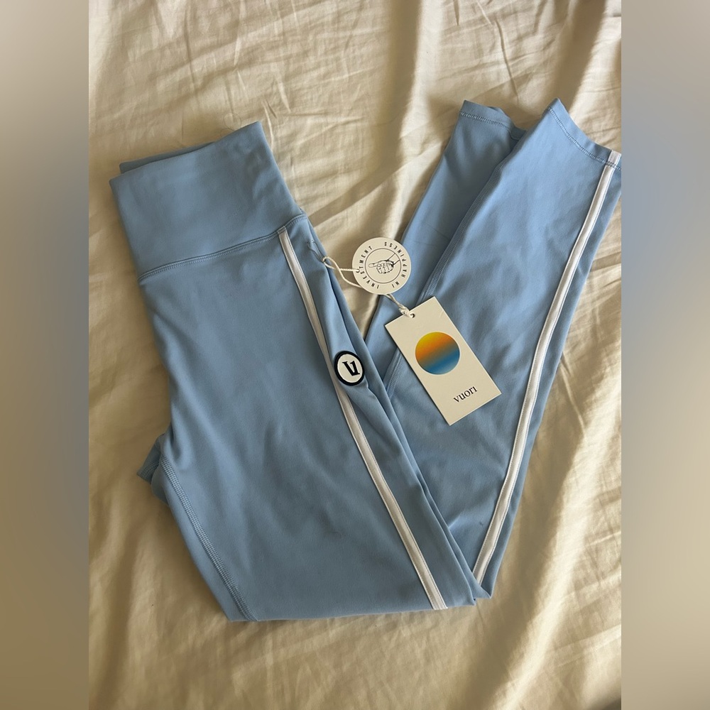 Vuori Track leggings in Oxford Light Blue Size XS NWT